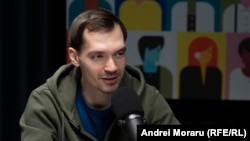 Dumitru Leontiev, în studioul Europei Libere de la Chișinău