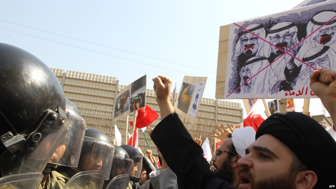 Protesters holding up anti-Saudi signs rally in front of the Saudi Embassy in Tehran in March, following Saudi assistance to a crackdown on Shi'ite protesters in Bahrain. Could sectarian tensions be raised as part of a Saudi-Iran proxy clash?