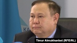 Директор департамента консульской службы МИД Казахстана Ардак Мадиев. 