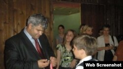 Մուստաֆա Էմրե Չաբուք, արխիվ