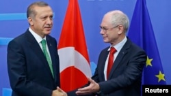 Tayyip Erdogan və Avropa İttifaqı Şurasının prezidenti Herman Van Rompuy.