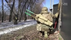 Ուկրաինայի զինվորականներն ու աշխարհազորը պատրաստվում են պաշտպանել Կիևը