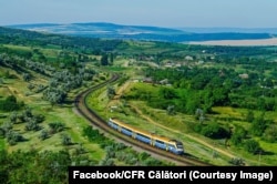 În România există 2.400 de kilometri de cale ferată parte a reţelei trans-europene transport european, TEN-T.