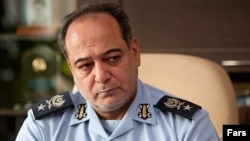 تورج زنگنه پیش از این مدیرعامل شرکت هواپیمایی «معراج» بود و در خرداد ۱۳۹۷ به همراه شرکت معراج از سوی آمریکا تحریم شد.