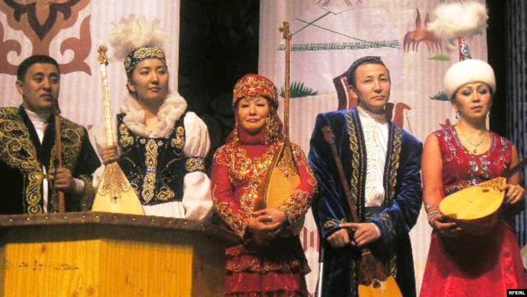 жалаңаш телехикаяның актрисалары