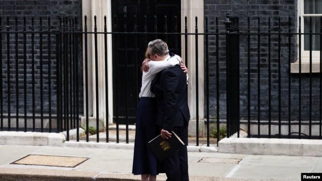 Keir Starmer dhe bashkëshortja e tij, Victoria Starmer, 22 qershor 2026.