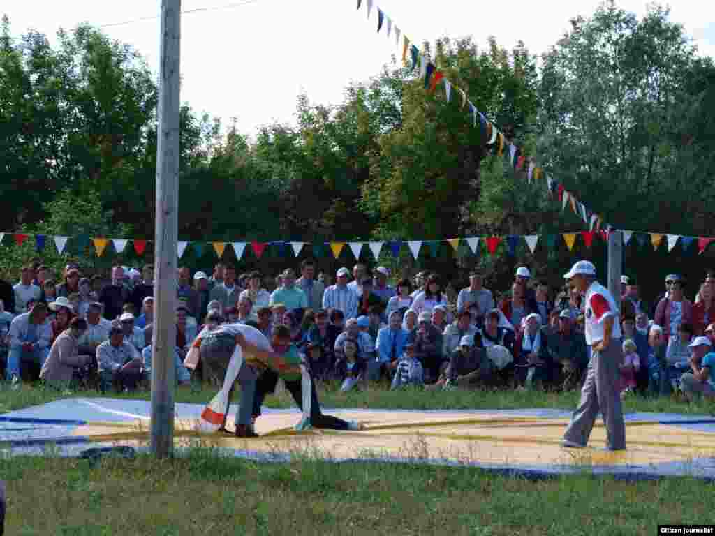 Чутай авылы, Балтач районы, 13 июнь 2011 (Алсу Нуретдинова фотолары)