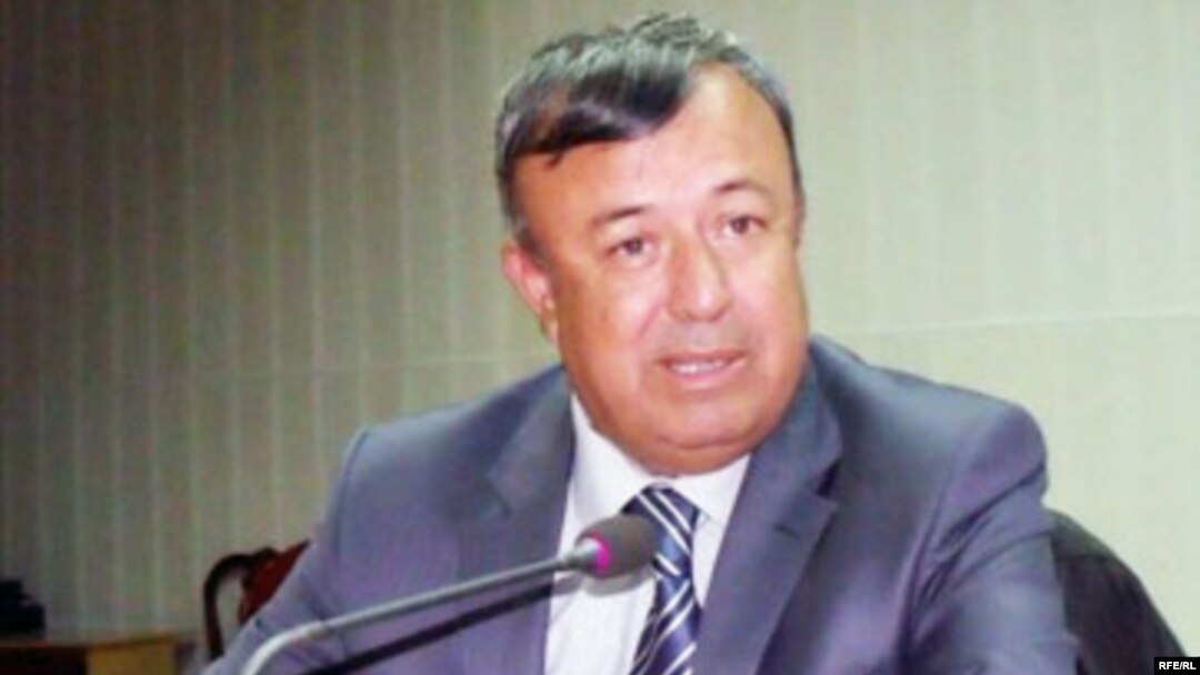 Маҳмадулло Сайдалиев, раиси ноҳияи Данғара, мегӯяд, пас аз баҳсҳо масъулини "Сангтӯда-1" ба пардохти давра ба давраи қарз розӣ шудаанд