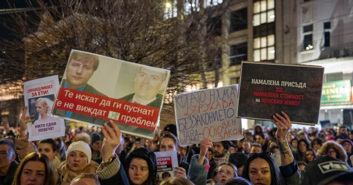 Добро утро!Най-важното е тук:Гюров взе властта от ЖелязковИздънките на службите