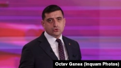 George Simion a declarat de mai multe ori că România a dat mai mulți bani pentru Uniunea Europeană decât a primit de la UE. Informația este falsă, spun economiștii. 