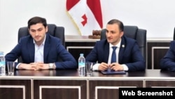 ფოტოზე: თორნიკე რიჟვაძე (მარცხნივ) და დავით გაბაიძე