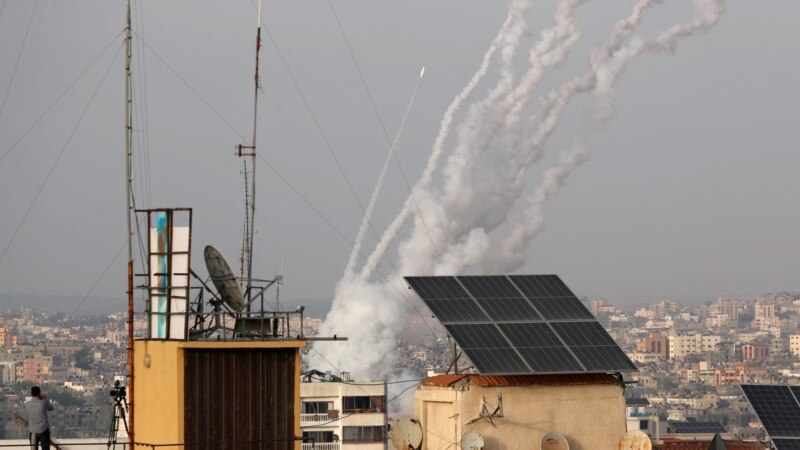 ҺАМАС Израил җирләренә йөзләгән ракет җибәргән