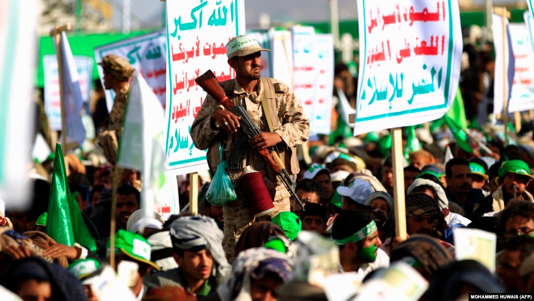 حوثی‌ها و هوادارن آن‌ها در این تصویر از نوامبر ۲۰۱۸ در صنعا