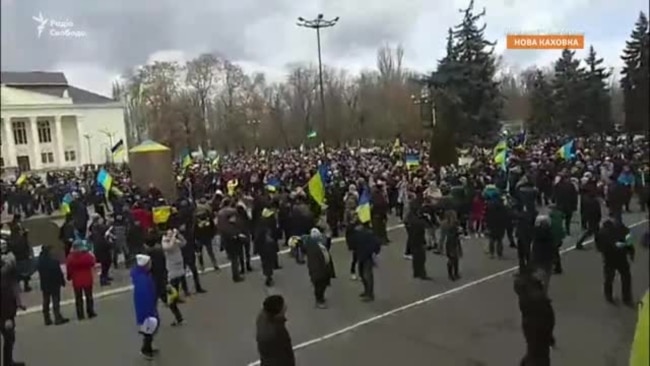 Херсонщина: Люди масово виходять на мітинги проти російських військових (відео)