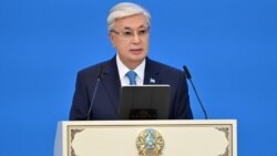 Қазақстан президенті Қасым-Жомарт Тоқаев Қазақстан халқы Ассамбеясының жиынында сөйлеп тұр. Астана, 24 сәуір, 2025 жыл.