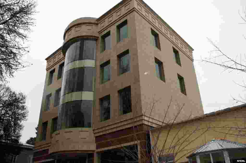 Нигоҳе ба Душанбеи навин #48