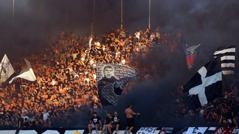 UEFA kaznila Partizan zbog rasističkog ponašanja navijača