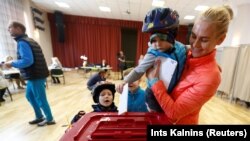 Голосование на парламентских выборах в Латвии, 6 октября 2018 года