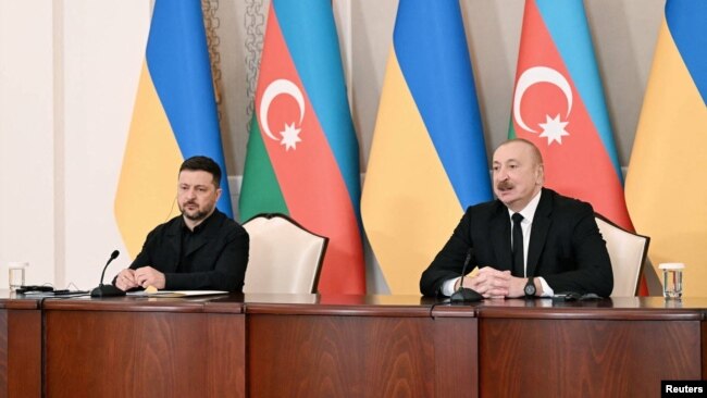 Zelenski və Əliyev mətbuat üçün brifinqdə