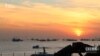 Иностранные корабли тайно заходят в Крым, несмотря на санкции