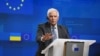 Josep Borrell egy Ukrajnáról tartott brüsszeli sajtótájékoztatón 2022. szeptember 5-én