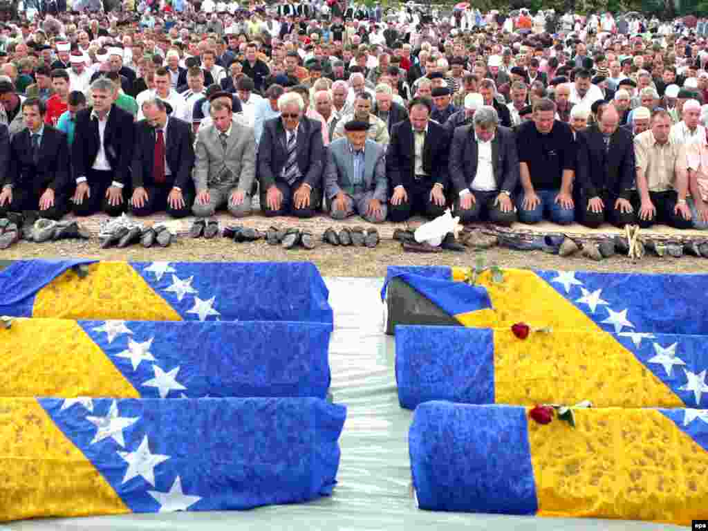 Bratunac, 12.05.2010. - Foto: EPA / Fehim Demir 