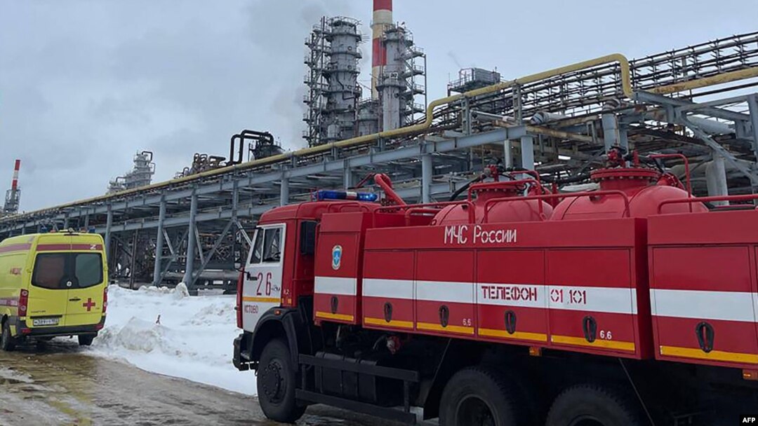 Кстово шаарындагы «ЛУКОЙЛ-Нижегороднефтеоргсинтез» заводу. (архивдик сүрөт)