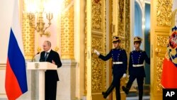 Presidenti rus, Vladimir Putin në ceremoninë e organizuar për ambasadorët e rinj në Rusi.