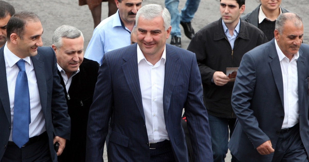 Russian-Armenian Tycoon Arrested After Slamming Pashinian