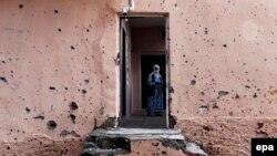Kürdlər yaşayan Diyarbakirdə gülləbaran edilmiş ev, 30 oktyabr, 2015-ci il