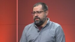 Mihai Grecea, supraviețuitor de la Colectiv, spune că România nu are suficienți medici de specialitate care să lucreze în cele trei spitale pentru mari arși aflate în construcție.