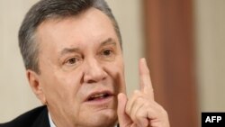 Виктор Янкуович, Украинаның бұрынғы президенті.