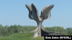 Spomenik Kameni cvijet, Jasenovac