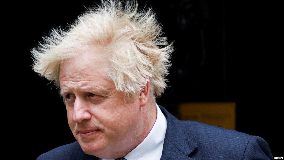 Boris Johnson spune că și-a învățat lecția după dezvăluirile privind petrecerile organizate de staff-ul său în timpul pandemiei. Nu are de gând, însă, să demisioneze.