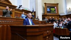 Poljski predsednik Andžej Duda obraća se poslanicima tokom sednice ukrajinskog parlamenta, dok se nastavlja invazija Rusije na Ukrajinu (22. maj 2022)