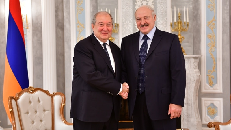 Армен Саркисян пригласил Александра Лукашенко в Армению