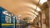 У КМДА розповіли деталі старту у середу «човникового» руху поїздів між станціями метро «Теремки» – «Деміївська»