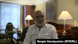Armenia -- Political analyst Andranik Migranyan speaks to journalists in Yerevan, 04Sep2014