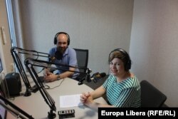 Liliana Barbăroșie și comunicatorul Cristian Saulea