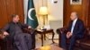 زلمی خلیل‌زاد و شاه محمود قریشی روی مذاکرات صلح افغانستان گفتگو کردند