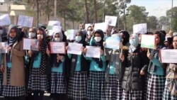اعتراض متعلمین مکتب افغان-ترک در هرات