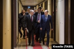 Владимир Путин и глава ФСБ Александр Бортников