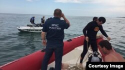 МЧС на поисках подростка в Каспийском море