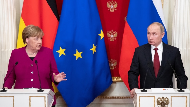 Putin dhe Merkel shënojnë përvjetorin e përfundimit të Luftës së Dytë Botërore