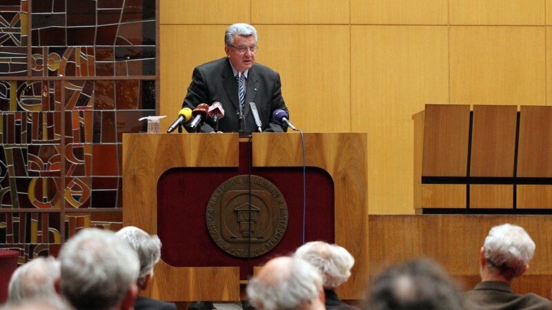 Камбовски предлага Врховниот суд да биде на врвот на судската власт