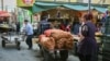 Ошский рынок в Бишкеке, иллюстративное фото.