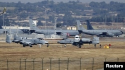 Թուրքիա - Ռազմական օդանավեր Ինջիրլիքի ամերիկյան ռազմակայանում, արխիվ