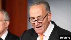  چارلز شومر، سناتور دمکرات،