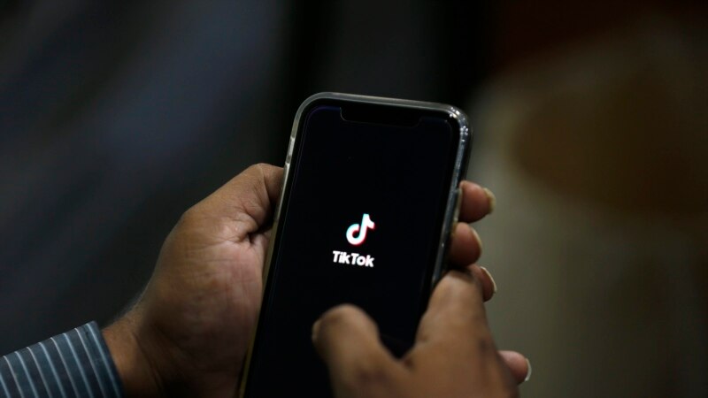 Pakistani bllokon aplikacionin TikTok
