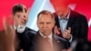 Ellentétben más közép-európai euroszkeptikusokkal, például Robert Fico szlovák miniszterelnökkel vagy Orbán Viktorral, Nawrocki támogatja, hogy katonai segítséget nyújtsanak Ukrajnának – ugyanakkor előbbiekhez hasonlóan ellenzi Ukrajna EU-s tagságát<br><br>